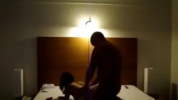 Στο The Bathroom smut με την χχχ free porn καυτή Rebecca More από την Bang Bros