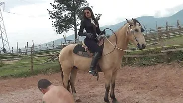 Reverse χχχ sirina Cowgirl βίντεο με τη σαγηνευτική Alexandra Stein από το Pinko Club