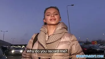 Handjob action με την όμορφη ερασιτεχνικό σεξ ζευγαριών σε δωρεάν κάμερεσ xxx Sasha Rose από το Porn World