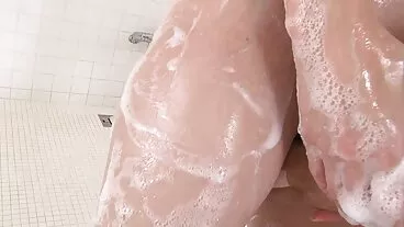 Ταινία Mutual Masturbation με την φοβερή Abigail ντουβλη χχχ Mac και Reagan Foxx από το Adult Time