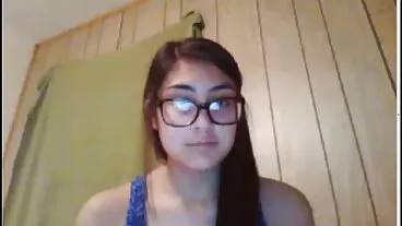 Ταινία Straight χχχ ωριμεσ Hair με τη σέξι Selvaggia από την Smut Puppet