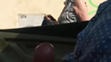 Δράση στο κρεβάτι με την όμορφη Emily Willis από το SpyFam χχχ με μαμαδεσ