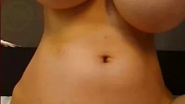 Σκηνή Perfect Body με την καυλιάρη Lara A από την TLE ξανθια χχχ